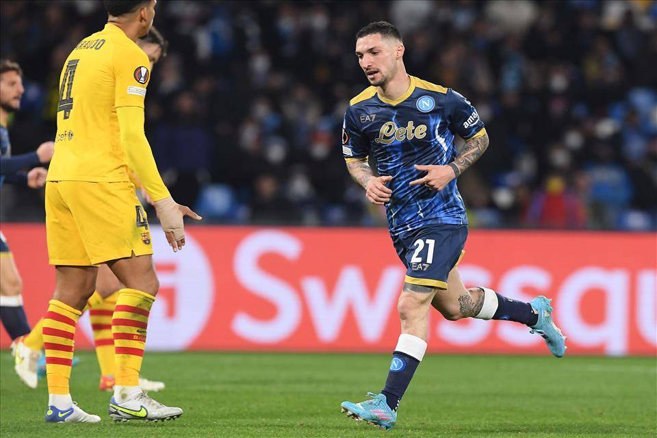 Kaiyun Sports-包含那不勒斯迎NBA常规赛关键赛，赛后止住颓势，压力陡增，医务组通报恢复的词条